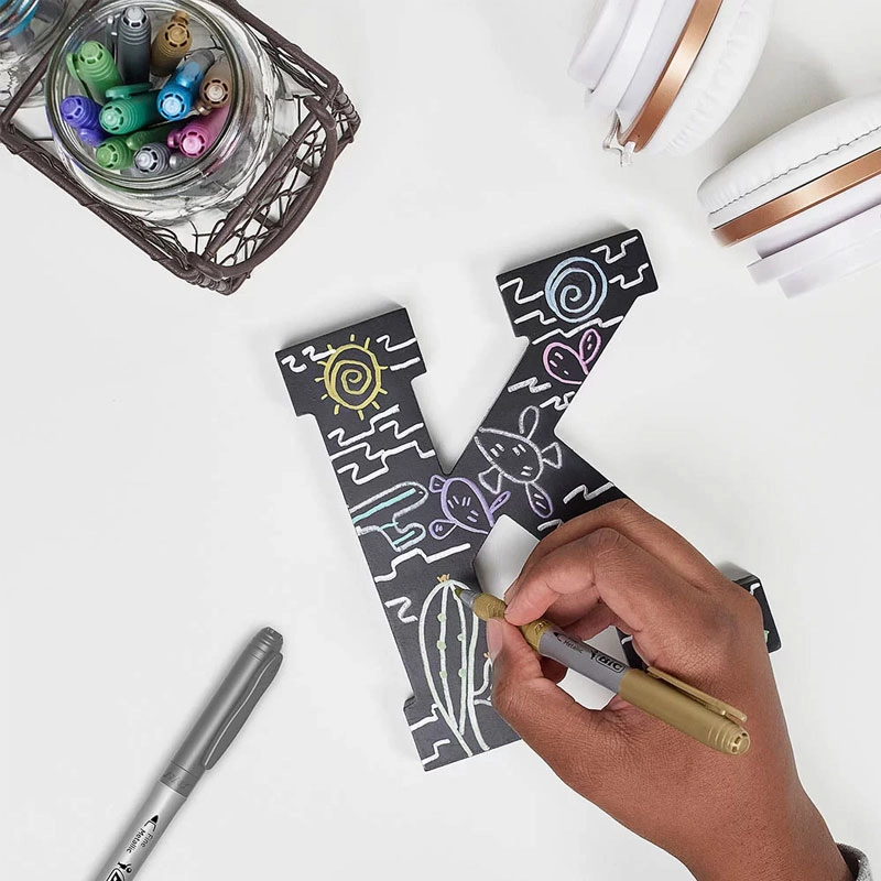 Pincel marcador permanente Marking Metálico com 2 cores 903936 - Bic